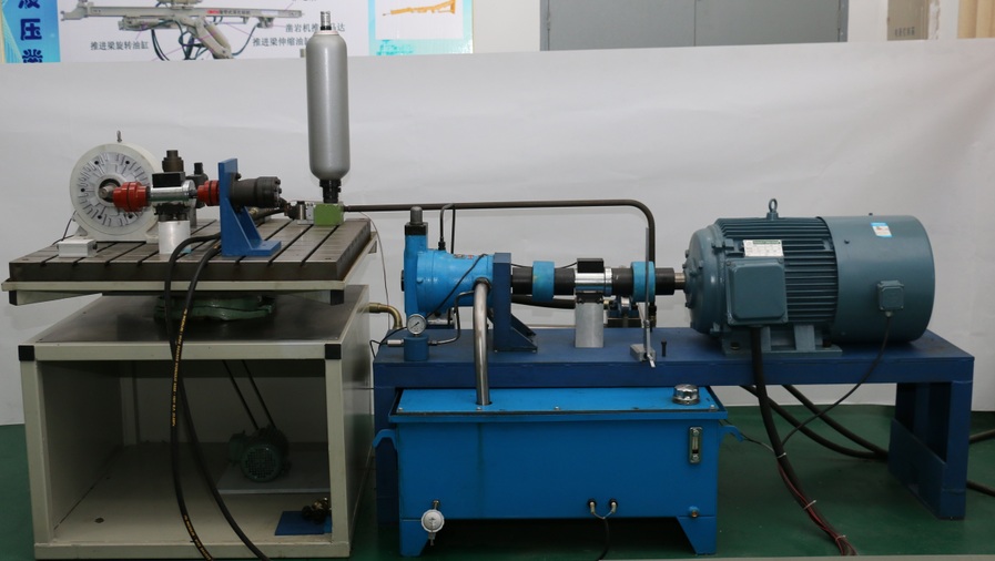 泵-马达液压体系