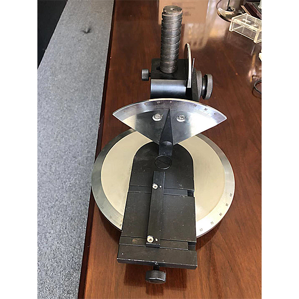 车刀具量角实训台(图1) 车刀具量角尝试台,四轮驱动与传动体系尝试台